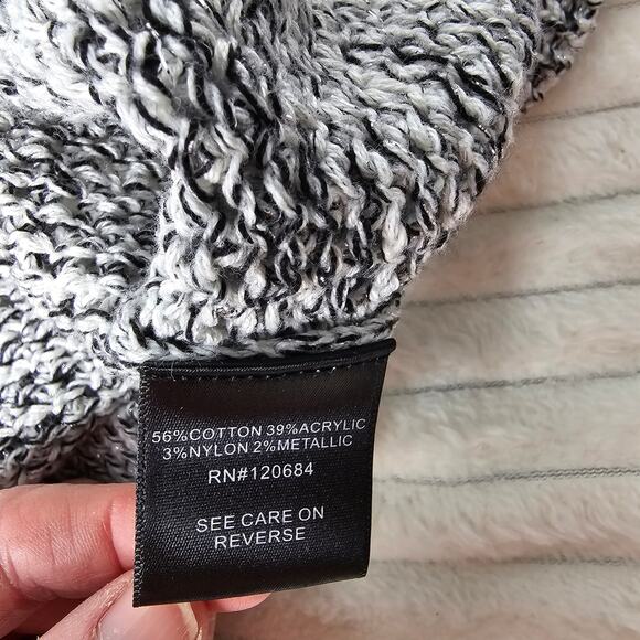 Torrid 3X Metallic Knit Sweater Gray Black Longline Plus Size Holiday Sparkle - Picture 9 of 12